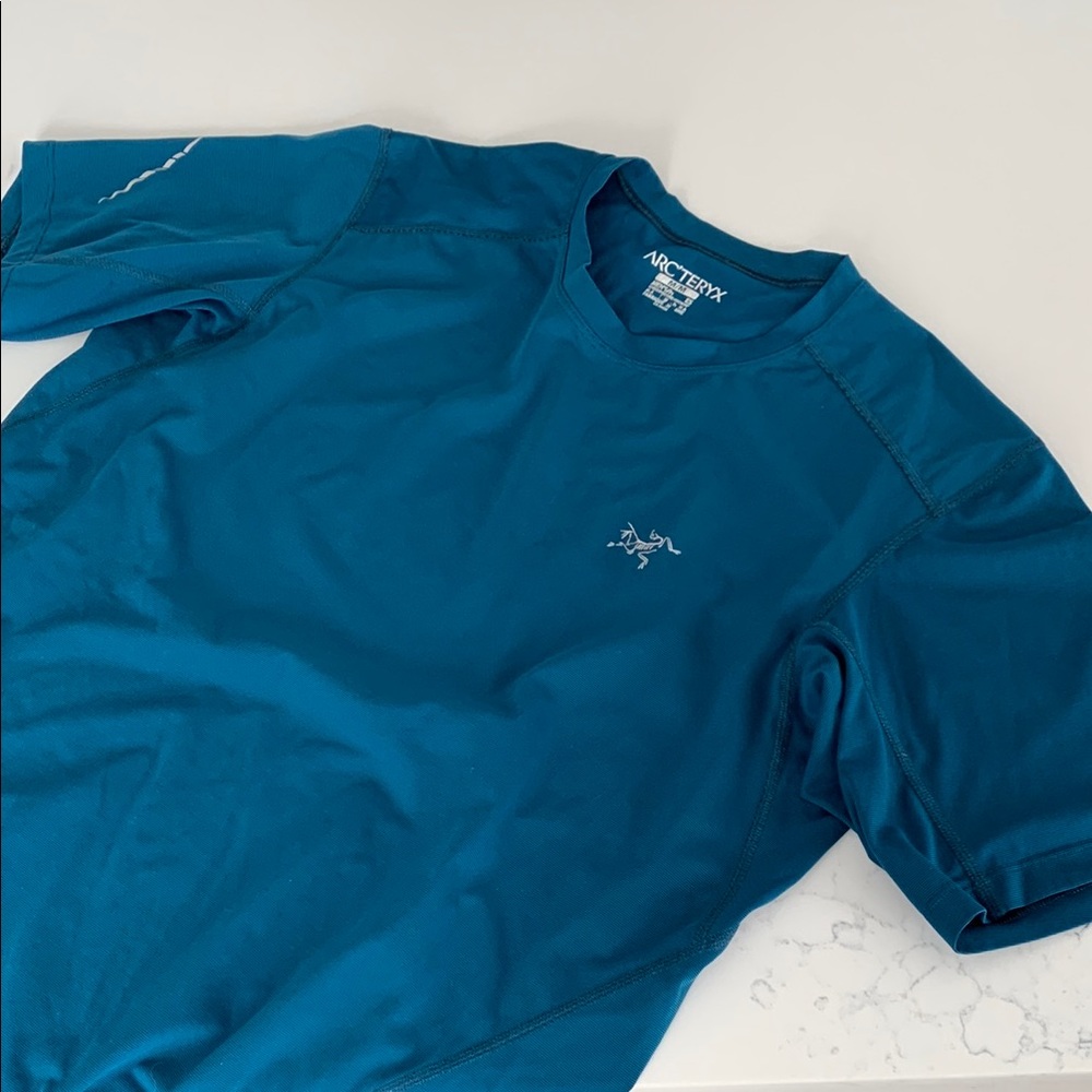 Arc'teryx Men's Blue Shirt - Picture 3 of 7